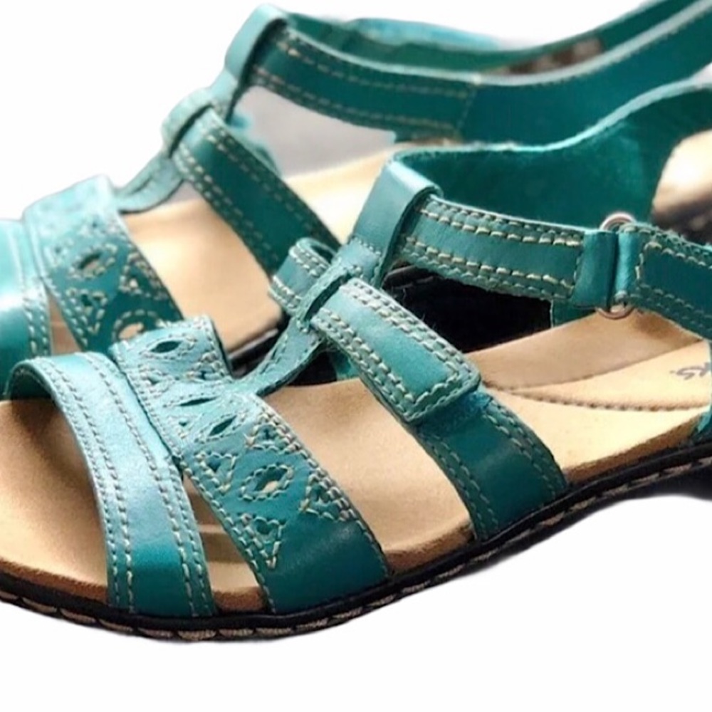 Clarks Leisa Apple Sandals